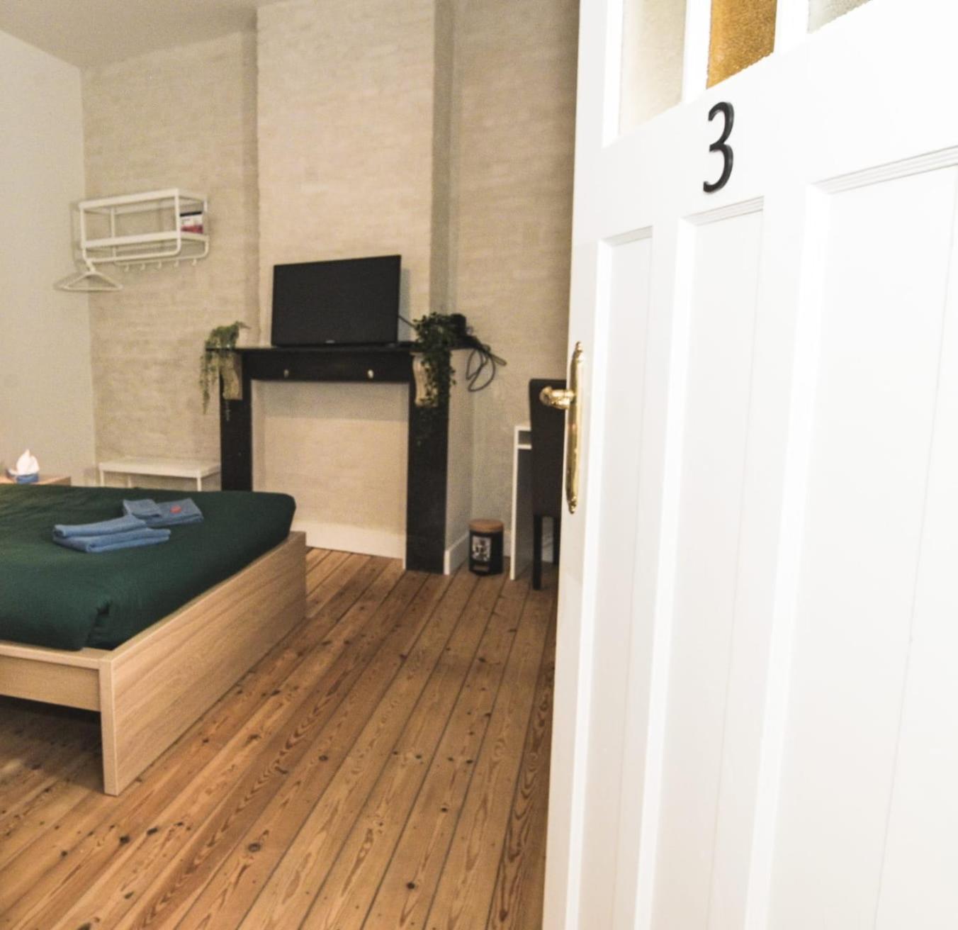 Cozy And Confortable Room Near Brussels Central Station Ngoại thất bức ảnh